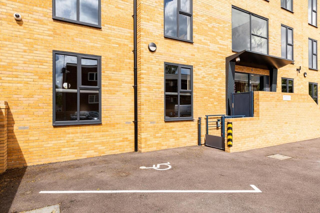 Home From Home - Reliable Long-Term Stay For Working Guests - Apartment 3 Gillingham  Exterior photo